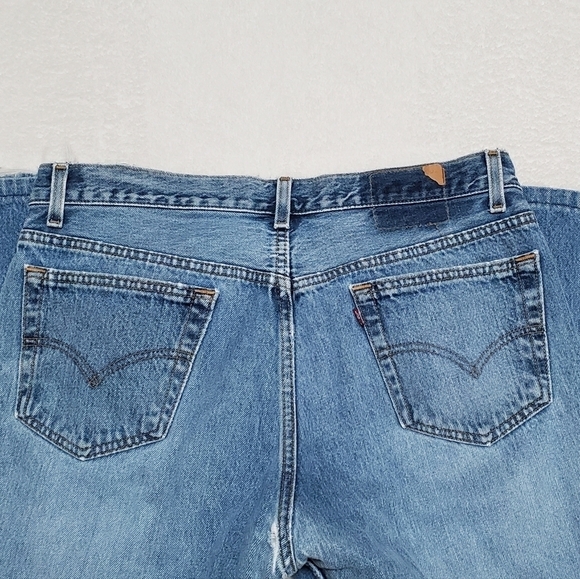 VINTAGE Levi's 501 Distressed High Rise Loose Fit Button-Fly Boyfriend Jeans - Picture 10 of 14